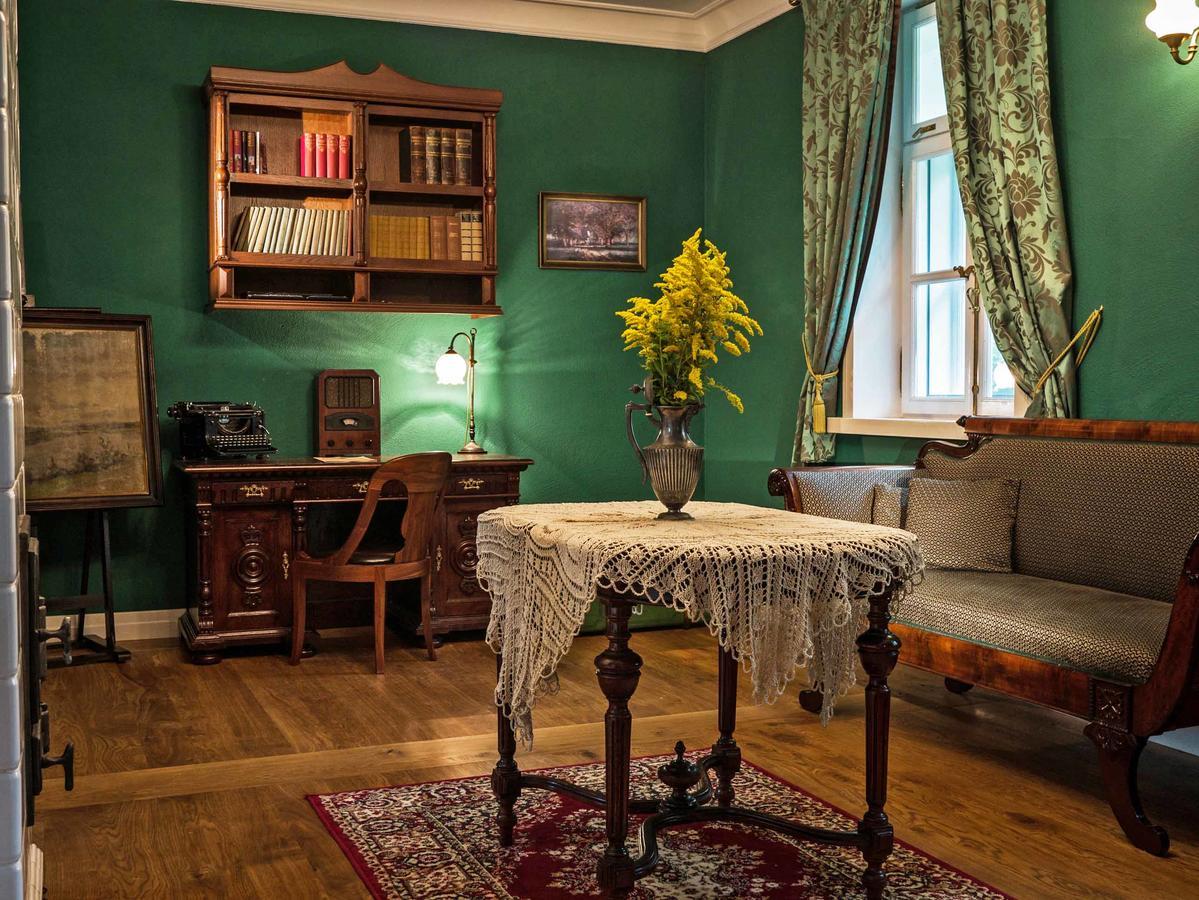 Apartamenty Carskie Bialowieza Bagian luar foto